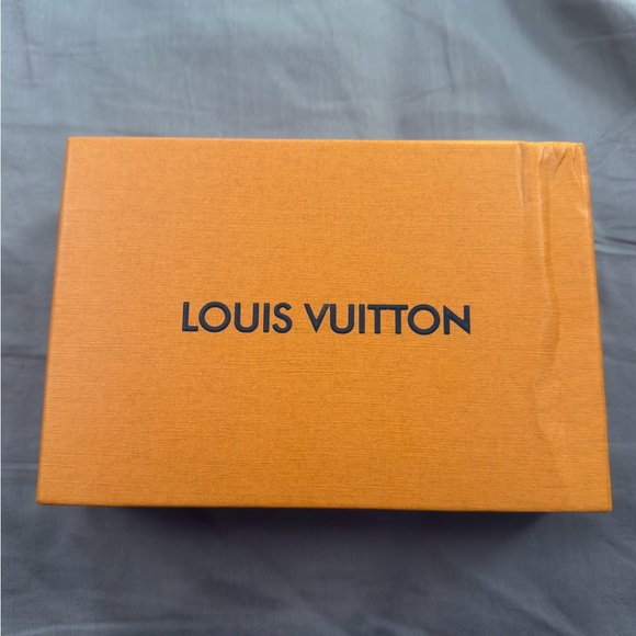 Louis Vuitton Monogram Mini Pochette - Picture 8 of 9